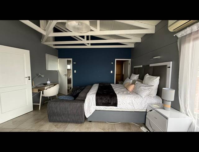 3 BEDROOM APARTMENT TO LET IN ESSENWOOD
